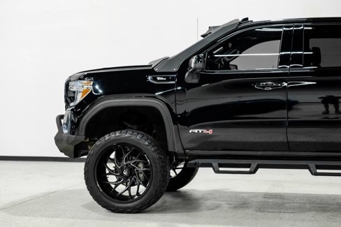 Used 2019 GMC Sierra 1500 AT4 w/ AT4 Carbonpro Edition image 14