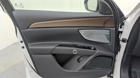 New 2025 Maserati Grecale Folgore image 46
