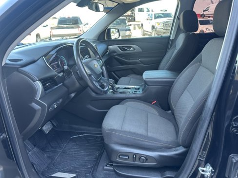 Used 2021 Chevrolet Traverse LT image 12