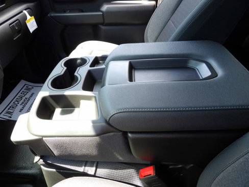 Used 2024 GMC Sierra 3500 Pro image 26