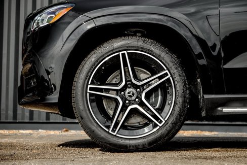 New 2026 Mercedes-Benz GLS 450 4MATIC image 4