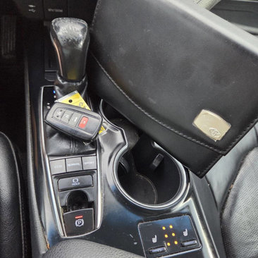 Used 2018 Toyota Camry XSE image 14
