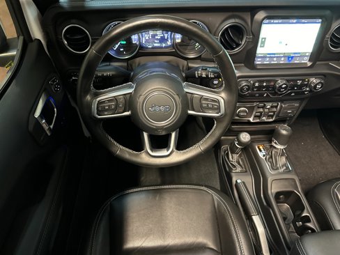 Certified 2022 Jeep Wrangler Unlimited Sahara w/ Cold Weather Group image 13