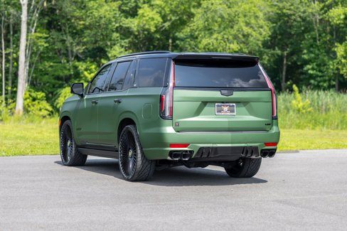 Used 2023 Cadillac Escalade V image 13