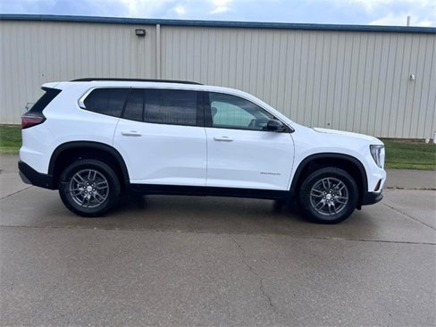 New 2026 GMC Acadia Elevation image 2