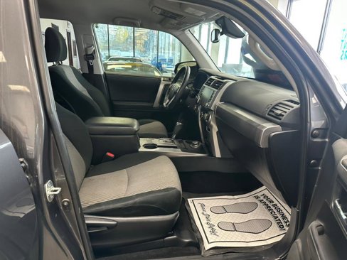Used 2022 Toyota 4Runner SR5 image 34