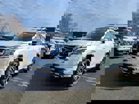 New 2025 Nissan Pathfinder Platinum w/ Cargo Package image 7