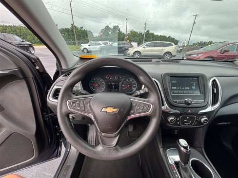 Used 2018 Chevrolet Equinox LT image 14
