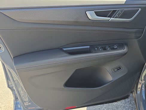 New 2026 Volkswagen Atlas Cross Sport SEL R-Line image 15