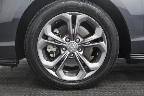 Used 2025 Honda Accord EX-L image 8