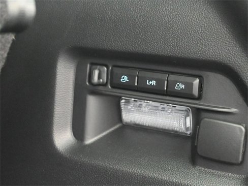 Used 2025 Ford Explorer ST-Line w/ Premium Package image 26