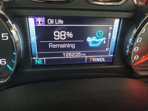 Used 2018 Chevrolet Suburban LT image 20