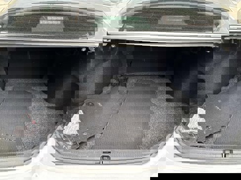 Used 2018 Toyota Camry XSE image 9