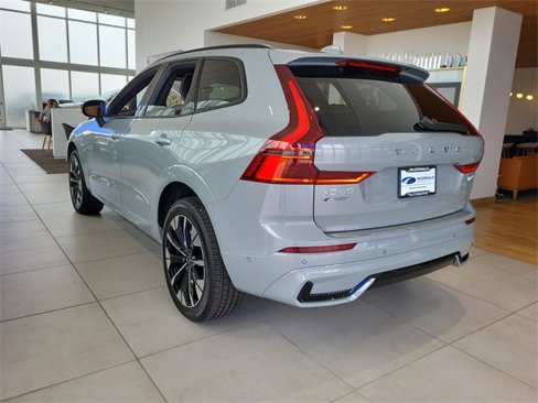 New 2026 Volvo XC60 T8 Plus w/ Climate Package PRO image 3