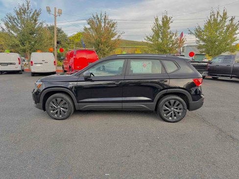 Used 2024 Volkswagen Taos S image 4
