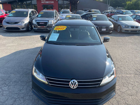 Used 2017 Volkswagen Jetta SE image 10