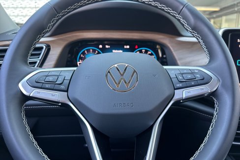 New 2026 Volkswagen Atlas SE image 22