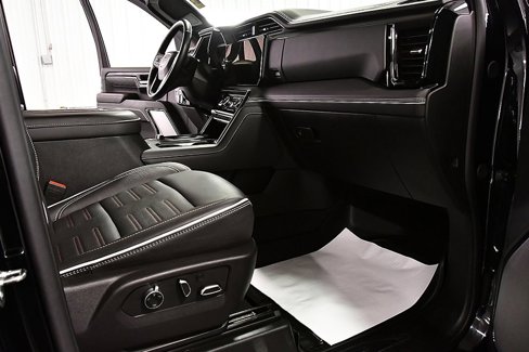 Used 2024 GMC Sierra 2500 AT4X image 28