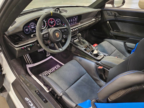 Used 2025 Porsche 911 GT3 RS image 22