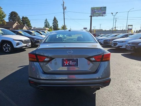 Used 2023 Nissan Altima 2.5 SL image 6