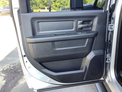 New 2026 RAM 3500 Tradesman image 32