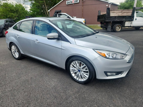 Used 2018 Ford Focus Titanium image 4