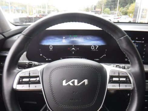 Used 2024 Kia Telluride SX Prestige image 37