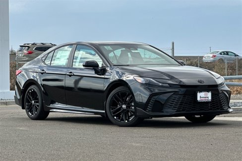 New 2026 Toyota Camry SE image 2