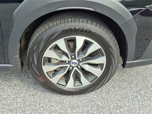 Certified 2025 Subaru Outback Limited image 9