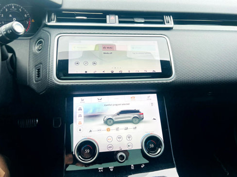 Used 2018 Land Rover Range Rover Velar R-Dynamic SE image 21