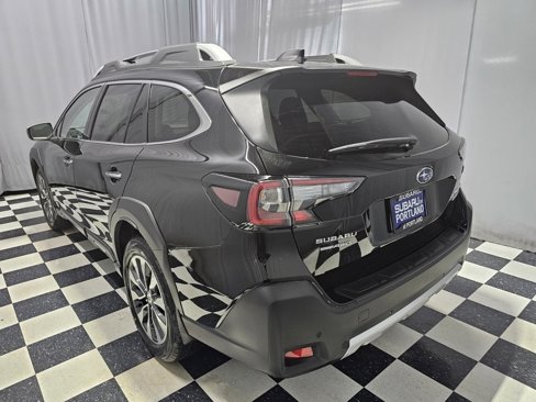 New 2025 Subaru Outback Touring XT image 6