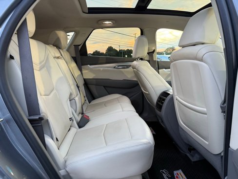 Used 2020 Cadillac XT5 Premium Luxury image 36