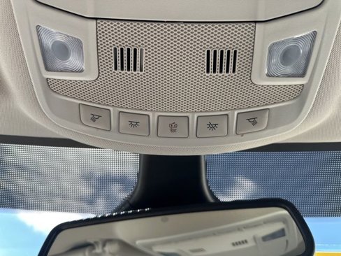 Used 2024 Ford Edge Titanium image 36