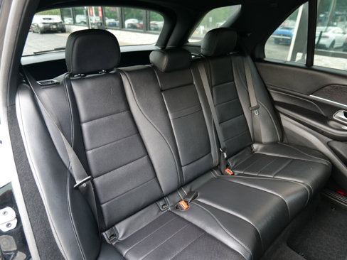 Used 2022 Mercedes-Benz GLE 450 4MATIC w/ AMG Line Exterior image 46