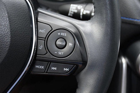 Used 2020 Toyota RAV4 XSE image 32