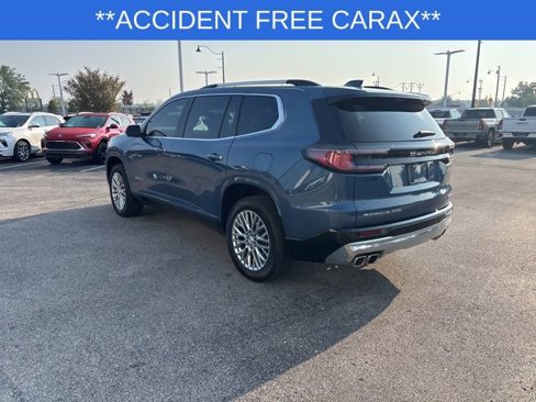 Used 2024 GMC Acadia Denali image 9