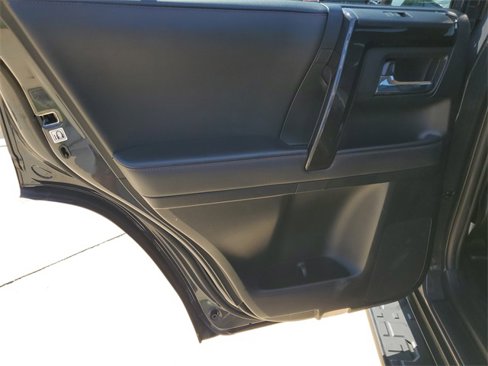 Used 2024 Toyota 4Runner TRD Off-Road Premium image 29