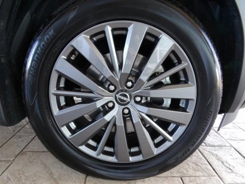 Certified 2024 Nissan Pathfinder SL w/ SL Premium Package image 13