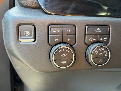 Used 2023 Chevrolet Silverado 1500 RST w/ Z71 Off-Road Package image 15