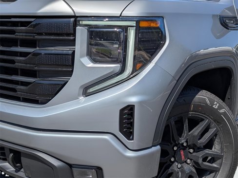 New 2025 GMC Sierra 1500 Elevation image 3
