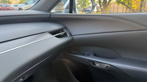 Used 2025 Lexus RX 350 AWD image 33