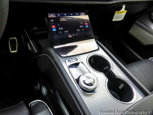 New 2026 Cadillac Vistiq Platinum w/ LPO, Floor Liner Package image 20