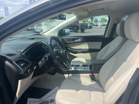 Used 2024 Ford Edge Titanium w/ Titanium Elite Package image 21