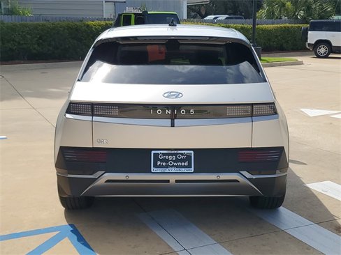 Used 2023 Hyundai Ioniq 5 SEL image 10