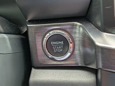 Used 2023 Ford F250 Lariat w/ Sport Appearance Package image 25