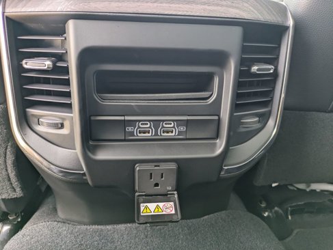 New 2025 RAM 2500 Laramie image 33
