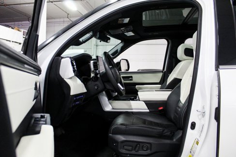 Used 2023 Toyota Sequoia Capstone image 10