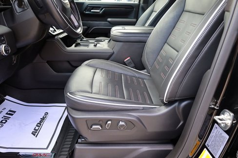 Used 2025 GMC Sierra 2500 AT4X image 13