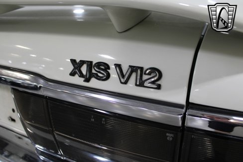 Used 1995 Jaguar XJS V12 Convertible image 16