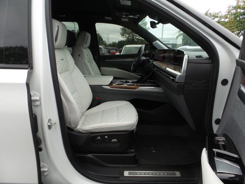 Used 2025 Cadillac Escalade Sport Platinum image 59